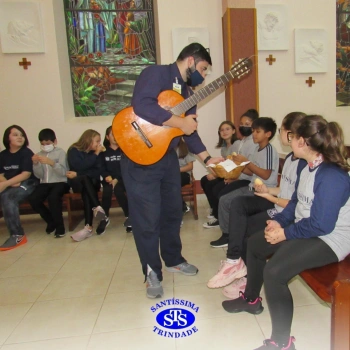 Celebrações com as turmas do 1º ano 4, 5º ano 1, 3º ano 2 e 5º ano 2