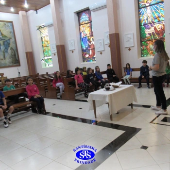 Celebrações com as turmas do 1º ano 4, 5º ano 1, 3º ano 2 e 5º ano 2