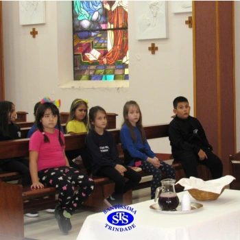 Celebrações com as turmas do 1º ano 4, 5º ano 1, 3º ano 2 e 5º ano 2