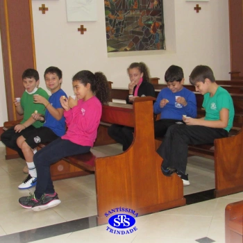 Celebrações com as turmas do 1º ano 4, 5º ano 1, 3º ano 2 e 5º ano 2