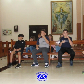 Celebrações com as turmas do 1º ano 4, 5º ano 1, 3º ano 2 e 5º ano 2