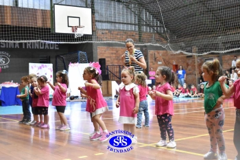Homenagem às mães | Infantil 2 e 5