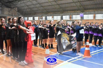 Alunos de 6º e de 7º ano participam dos Jogos Interséries Franciscanos 