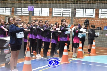 Alunos de 6º e de 7º ano participam dos Jogos Interséries Franciscanos 