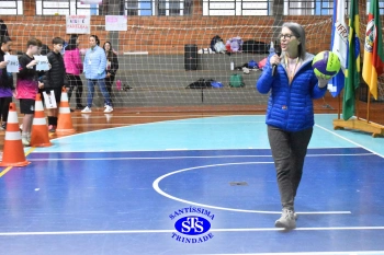Alunos de 6º e de 7º ano participam dos Jogos Interséries Franciscanos 