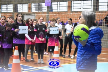 Alunos de 6º e de 7º ano participam dos Jogos Interséries Franciscanos 