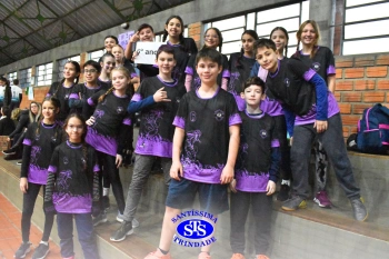 Alunos de 6º e de 7º ano participam dos Jogos Interséries Franciscanos 