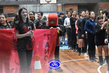 Alunos de 6º e de 7º ano participam dos Jogos Interséries Franciscanos 