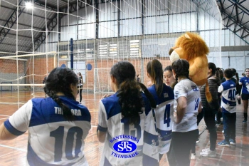 Alunos de 6º e de 7º ano participam dos Jogos Interséries Franciscanos 
