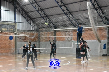 Alunos de 6º e de 7º ano participam dos Jogos Interséries Franciscanos 