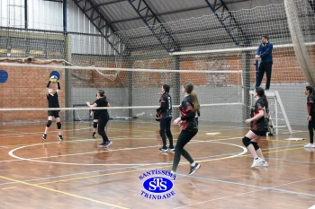 Alunos de 6º e de 7º ano participam dos Jogos Interséries Franciscanos 