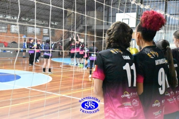 Alunos de 6º e de 7º ano participam dos Jogos Interséries Franciscanos 