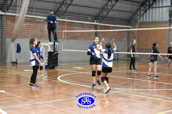 Alunos de 6º e de 7º ano participam dos Jogos Interséries Franciscanos 