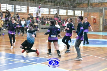Alunos de 6º e de 7º ano participam dos Jogos Interséries Franciscanos 