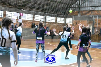 Alunos de 6º e de 7º ano participam dos Jogos Interséries Franciscanos 