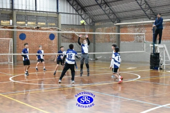 Alunos de 6º e de 7º ano participam dos Jogos Interséries Franciscanos 