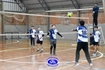 Alunos de 6º e de 7º ano participam dos Jogos Interséries Franciscanos 