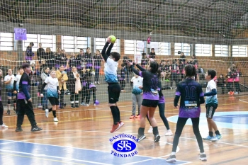 Alunos de 6º e de 7º ano participam dos Jogos Interséries Franciscanos 