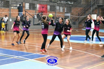 Alunos de 6º e de 7º ano participam dos Jogos Interséries Franciscanos 