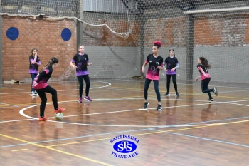 Alunos de 6º e de 7º ano participam dos Jogos Interséries Franciscanos 