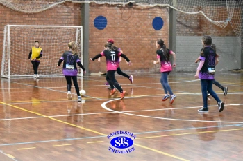 Alunos de 6º e de 7º ano participam dos Jogos Interséries Franciscanos 