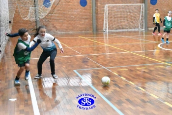 Alunos de 6º e de 7º ano participam dos Jogos Interséries Franciscanos 