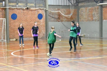 Alunos de 6º e de 7º ano participam dos Jogos Interséries Franciscanos 