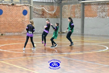 Alunos de 6º e de 7º ano participam dos Jogos Interséries Franciscanos 