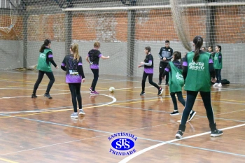 Alunos de 6º e de 7º ano participam dos Jogos Interséries Franciscanos 