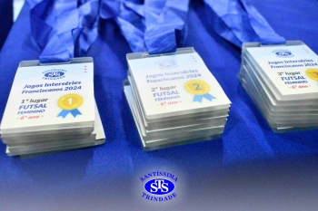 Alunos de 6º e de 7º ano participam dos Jogos Interséries Franciscanos 