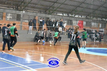 Alunos de 6º e de 7º ano participam dos Jogos Interséries Franciscanos 