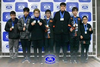 Alunos de 6º e de 7º ano participam dos Jogos Interséries Franciscanos 