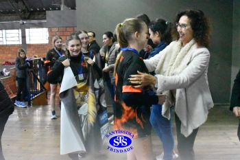 Alunos de 6º e de 7º ano participam dos Jogos Interséries Franciscanos 