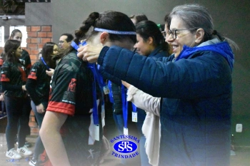 Alunos de 6º e de 7º ano participam dos Jogos Interséries Franciscanos 