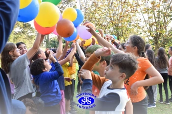 Festa das Cores é marcada por muita alegria e diversão