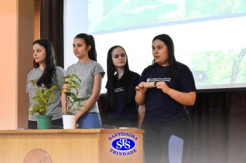 Alunos apresentam projetos criados para a Feira de Soluções Ambientais