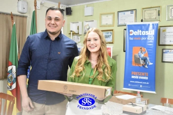 Alunos são premiados em concurso de redação