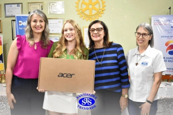 Alunos são premiados em concurso de redação