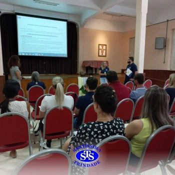 Professores participam de Reuniões Pedagógicas