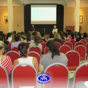 Professores participam de Reuniões Pedagógicas