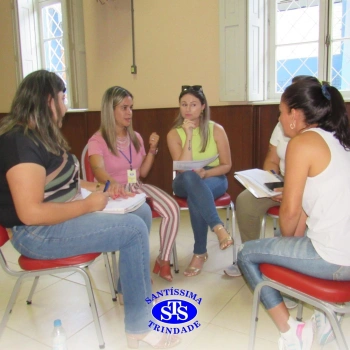 Professores participam de Reuniões Pedagógicas