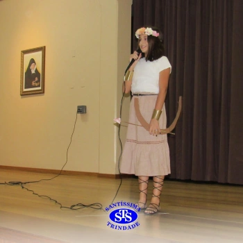 Festa do Olimpo, com alunos do 6º ano