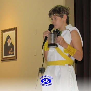 Festa do Olimpo, com alunos do 6º ano