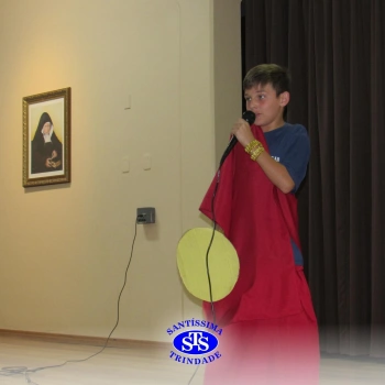 Festa do Olimpo, com alunos do 6º ano