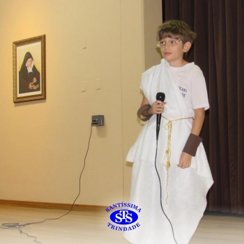 Festa do Olimpo, com alunos do 6º ano