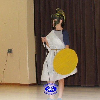 Festa do Olimpo, com alunos do 6º ano