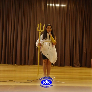 Festa do Olimpo, com alunos do 6º ano