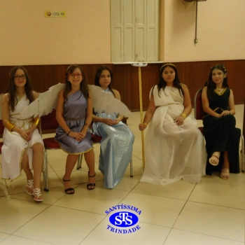 Festa do Olimpo, com alunos do 6º ano