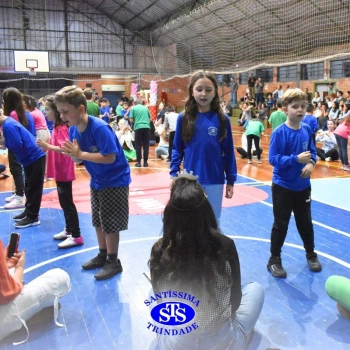 Crianças do 1º e 2º ano expressam todo o seu amor nas homenagens às mães