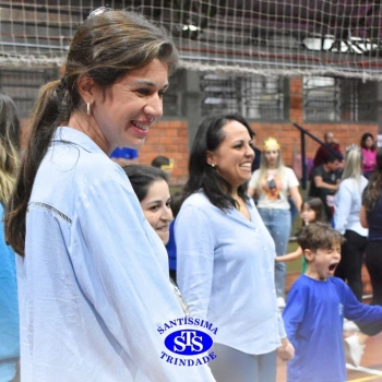 Crianças do 1º e 2º ano expressam todo o seu amor nas homenagens às mães